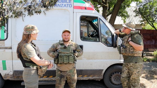 "Медики – лакомая цель для врага". Как экипаж медэвака 68 ОЕБр спасает жизни под Покровском
"Медики – лакомая цель для врага". Как экипаж медэвака 68 ОЕБр спасает жизни под Покровском
