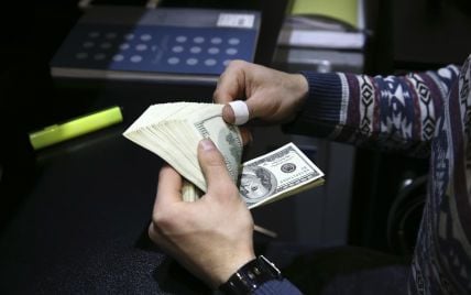 Курс валют на выходные, 5-6 октября: сколько будут стоить доллар, евро и злотый
Курс валют на выходные, 5-6 октября: сколько будут стоить доллар, евро и злотый