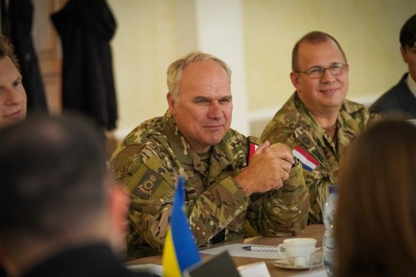 Україна та Нідерланди визначили пріоритети співпраці у сфері ОПК на наступний рік Україна та Нідерланди визначили пріоритети співпраці у сфері ОПК на наступний рік