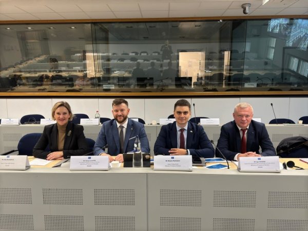 Україна обговорює у Брюсселі фінансовий контроль для вступу в ЄС Україна обговорює у Брюсселі фінансовий контроль для вступу в ЄС