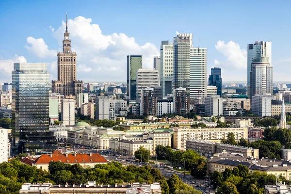 Польша продает облигации на 3 миллиарда евро из-за роста потребностей в заимствованиях
Польша продает облигации на 3 миллиарда евро из-за роста потребностей в заимствованиях