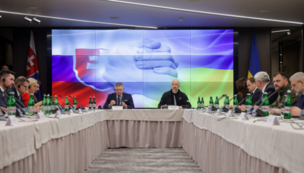 Україна не продовжуватиме угоду про транзит газу з РФ - Шмигаль Україна не продовжуватиме угоду про транзит газу з РФ - Шмигаль