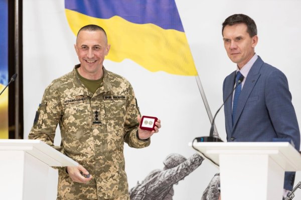 Нацбанк випустив монету на честь Сил логістики ЗСУ
