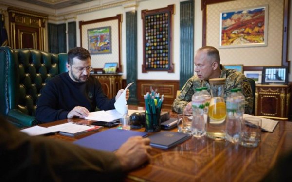 Сирський доповів Зеленському про ситуацію на фронті
Сирський доповів Зеленському про ситуацію на фронті