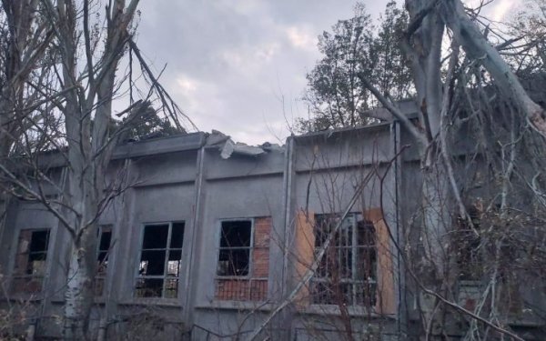 Із зони бойових дій Донецької області евакуювали 26 дітей
Із зони бойових дій Донецької області евакуювали 26 дітей