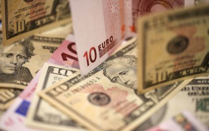 Курс валют на 29 октября: сколько стоят доллар, евро и злотый
Курс валют на 29 октября: сколько стоят доллар, евро и злотый