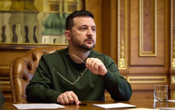 Тысяча Зеленского: кто получит помощь от государства и что не так с этой идеей
Тысяча Зеленского: кто получит помощь от государства и что не так с этой идеей