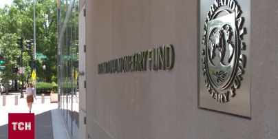 Украина получит более 1 миллиарда долларов от МВФ: на что правительство потратит средства
Украина получит более 1 миллиарда долларов от МВФ: на что правительство потратит средства
