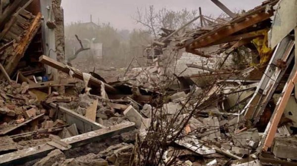 Россияне атаковали Запорожье: 2 пострадавших, разрушены дома Россияне атаковали Запорожье: 2 пострадавших, разрушены дома