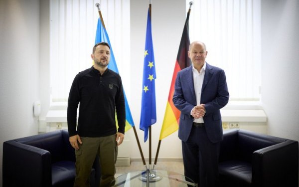 Зеленський анонсував візити до Франції, Італії, Британії і Німеччини: говоритиме про План перемоги
Зеленський анонсував візити до Франції, Італії, Британії і Німеччини: говоритиме про План перемоги