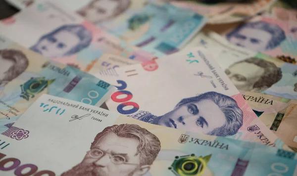 Официальный курс на 22 октября: НБУ понизил курс гривны на пять копеек
Официальный курс на 22 октября: НБУ понизил курс гривны на пять копеек