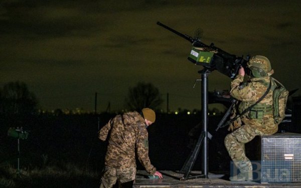 КМВА: ППО знищила півтора десятка дронів поблизу Києва та в місті
КМВА: ППО знищила півтора десятка дронів поблизу Києва та в місті
