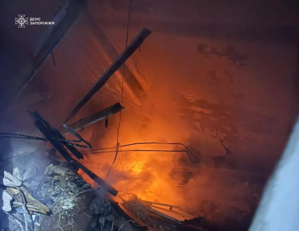 РФ запустила КАБ по багатоповерхівці в Запорізькій області: головне про наслідки обстрілів