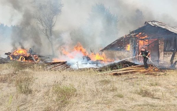 У Чернігові внаслідок ракетної атаки РФ постраждала людина
У Чернігові внаслідок ракетної атаки РФ постраждала людина
