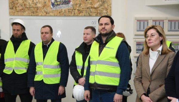 Компанія Kronospan інвестувала €200 мільйонів у деревообробне виробництво на Рівненщині Компанія Kronospan інвестувала €200 мільйонів у деревообробне виробництво на Рівненщині