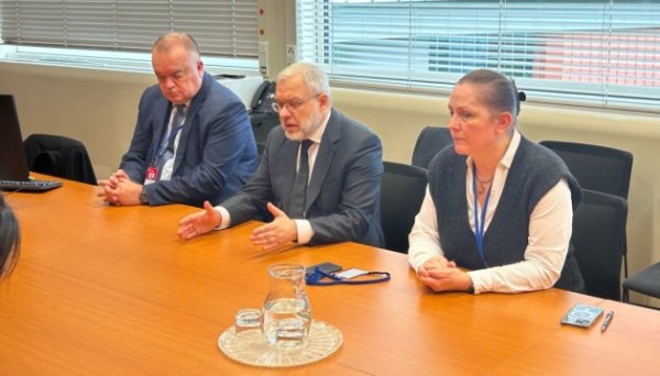 Галущенко зустрівся у Відні з представником Китаю при МАГАТЕ Галущенко зустрівся у Відні з представником Китаю при МАГАТЕ