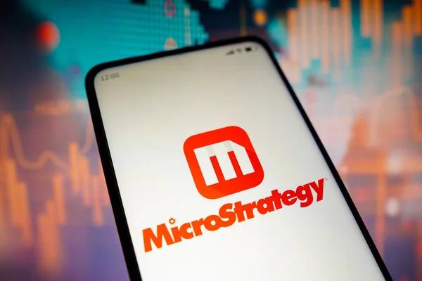MicroStrategy вошла в топ-100 крупнейших публичных компаний в США
MicroStrategy вошла в топ-100 крупнейших публичных компаний в США