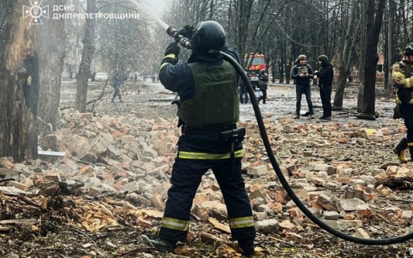 Головне за четвер, 21 листопада: наслідки удару по Дніпру, бої на Покровському напрямку, День гідності і свободи
Головне за четвер, 21 листопада: наслідки удару по Дніпру, бої на Покровському напрямку, День гідності і свободи