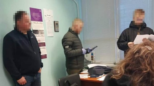 НАБУ и СБУ разоблачили схему миллионных злоупотреблений в оборонке: под подозрением – два военных чина НАБУ и СБУ разоблачили схему миллионных злоупотреблений в оборонке: под подозрением – два военных чина
