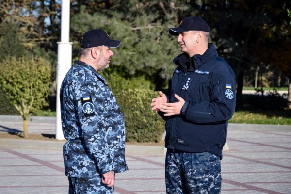 Неїжпапа перевірив готовність корабельних та катерних груп до захисту «зернового коридору» Неїжпапа перевірив готовність корабельних та катерних груп до захисту «зернового коридору»