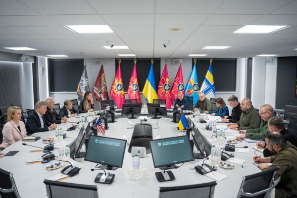 Умєров представив двопартійній делегації Конгресу США можливості українського ОПК Умєров представив двопартійній делегації Конгресу США можливості українського ОПК