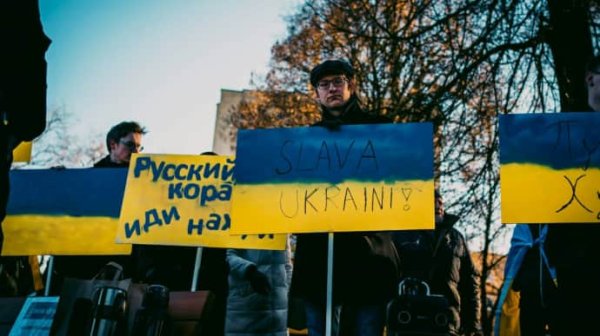 Вильнюс продлил бесплатный проезд для украинцев в общественном транспорте еще на год Вильнюс продлил бесплатный проезд для украинцев в общественном транспорте еще на год