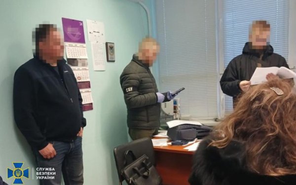 СБУ та НАБУ викрили посадовців ЗСУ, які "переплатили" 27 млн грн на закупівлі запчастин до бойових літаків
СБУ та НАБУ викрили посадовців ЗСУ, які "переплатили" 27 млн грн на закупівлі запчастин до бойових літаків