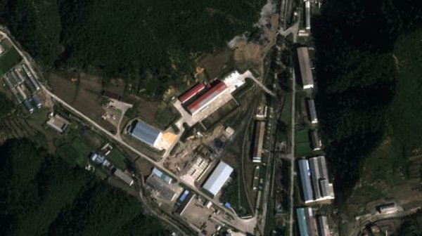 КНДР наращивает производство ракет, которыми Россия обстреливает Украину – Reuters КНДР наращивает производство ракет, которыми Россия обстреливает Украину – Reuters