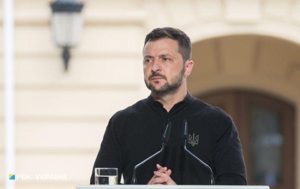 Зеленский подписал закон о повышении налогов: сколько нужно платить
Зеленский подписал закон о повышении налогов: сколько нужно платить