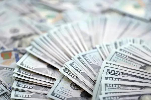 Нацбанк за неделю продал более $553 миллионов
Нацбанк за неделю продал более $553 миллионов