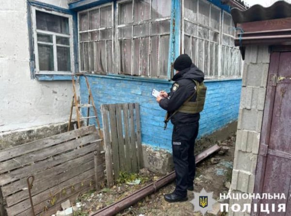 Обломки российских дронов повредили многоэтажки, ЛЭП и гаражи в Киевской области – ОВА Обломки российских дронов повредили многоэтажки, ЛЭП и гаражи в Киевской области – ОВА