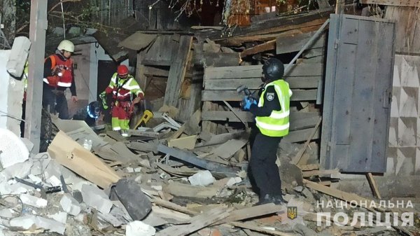 Нацполіція заявила про прицільний обстріл місця дислокації поліцейських у Харкові. Є постраждалі
                                