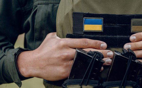 На Вінниччині нацгвардійці збили російську крилату ракету з кулемета Browning
На Вінниччині нацгвардійці збили російську крилату ракету з кулемета Browning