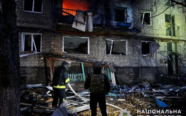 Через ворожі обстріли у Миколаївці на Донеччині загинули дві людини, ще п’ять поранені
Через ворожі обстріли у Миколаївці на Донеччині загинули дві людини, ще п’ять поранені