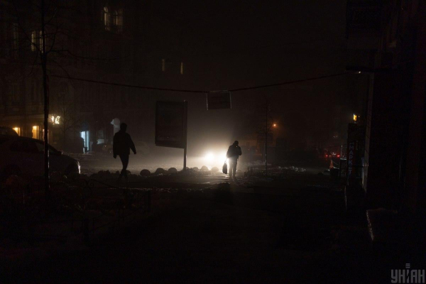 По п'ять діб без світла: ексміністр зробив песимістичний прогноз на зиму По п'ять діб без світла: ексміністр зробив песимістичний прогноз на зиму