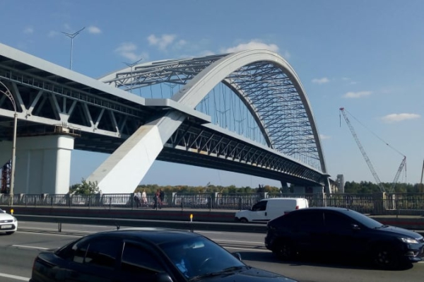 Кличко объявил дату запуска движения на Подольском мосту в Киеве
Кличко объявил дату запуска движения на Подольском мосту в Киеве