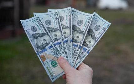 Курс валют на выходные, 23-24 ноября: сколько стоят доллар, евро и злотый
Курс валют на выходные, 23-24 ноября: сколько стоят доллар, евро и злотый