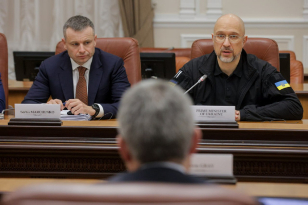 Украина рассчитывает в конце декабря получить $1,1 миллиарда от МВФ — Шмыгаль
Украина рассчитывает в конце декабря получить $1,1 миллиарда от МВФ — Шмыгаль