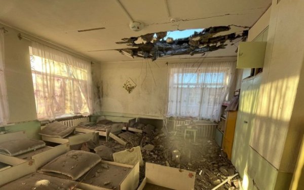 Ворог за добу 25 разів атакував Нікопольщину, поранено жінку
Ворог за добу 25 разів атакував Нікопольщину, поранено жінку