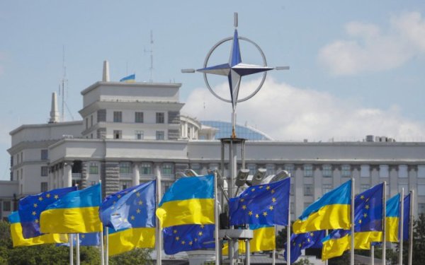 ЗМІ: НАТО не погодить запрошення для України цього тижня
ЗМІ: НАТО не погодить запрошення для України цього тижня