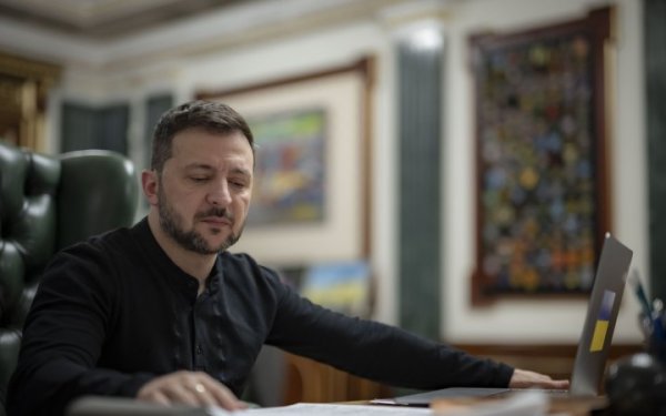 Зеленський обрав кандидатуру на посаду військового омбудсмана. Указ буде завтра
Зеленський обрав кандидатуру на посаду військового омбудсмана. Указ буде завтра
