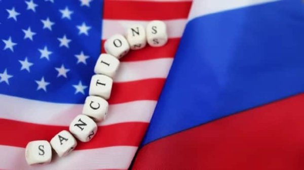 Администрация Байдена может ужесточить санкции против экспорта российской нефти – Bloomberg Администрация Байдена может ужесточить санкции против экспорта российской нефти – Bloomberg