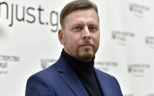 Мін'юст не продовжить контракт з директором підприємства, відповідального за держреєстри
Мін'юст не продовжить контракт з директором підприємства, відповідального за держреєстри