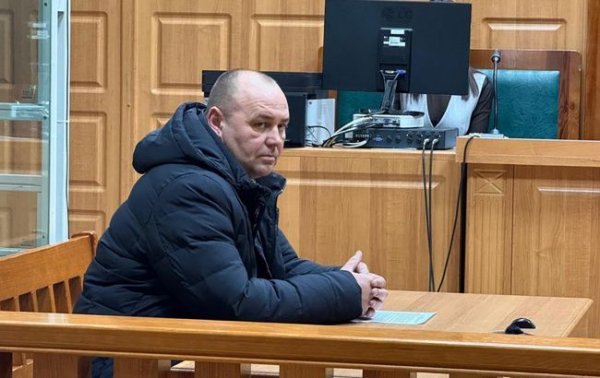 Скандального командира 211-й бригады задержали и доставили в Киев
Скандального командира 211-й бригады задержали и доставили в Киев