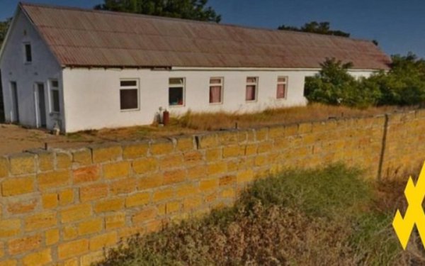 Партизани виявили місце дислокації військових РФ на базі відпочинку в Криму
Партизани виявили місце дислокації військових РФ на базі відпочинку в Криму