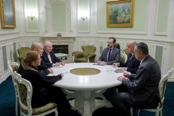 Шмигаль і генсек Ради Європи обговорили відшкодування збитків, завданих Росією Україні Шмигаль і генсек Ради Європи обговорили відшкодування збитків, завданих Росією Україні