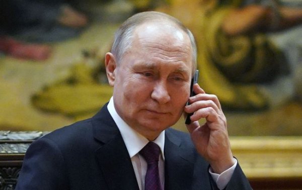 Путин отменил требование для иностранцев платить за газ только из-за "Газпромбанка"
Путин отменил требование для иностранцев платить за газ только из-за "Газпромбанка"