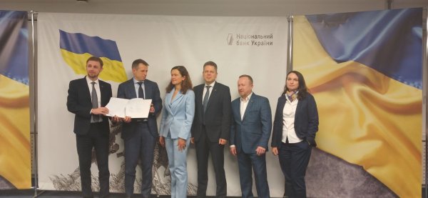 От 50 тысяч гривен в месяц: банки договорились об ограничении карточных переводов
От 50 тысяч гривен в месяц: банки договорились об ограничении карточных переводов