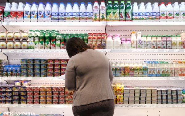 Производители подняли цены на 20%: какие продукты подорожали больше всего
Производители подняли цены на 20%: какие продукты подорожали больше всего