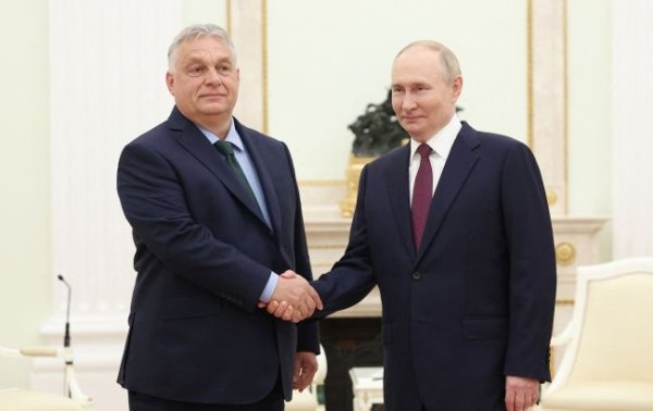 Орбан посредник с Путиным? Что говорят у Трампа о роли премьера Венгрии
Орбан посредник с Путиным? Что говорят у Трампа о роли премьера Венгрии